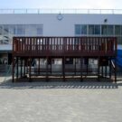 北東から見る